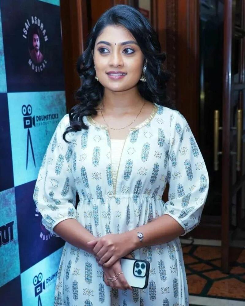 Ammu abirami new clicks yaanai