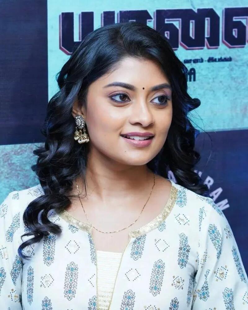 Ammu abirami new clicks yaanai