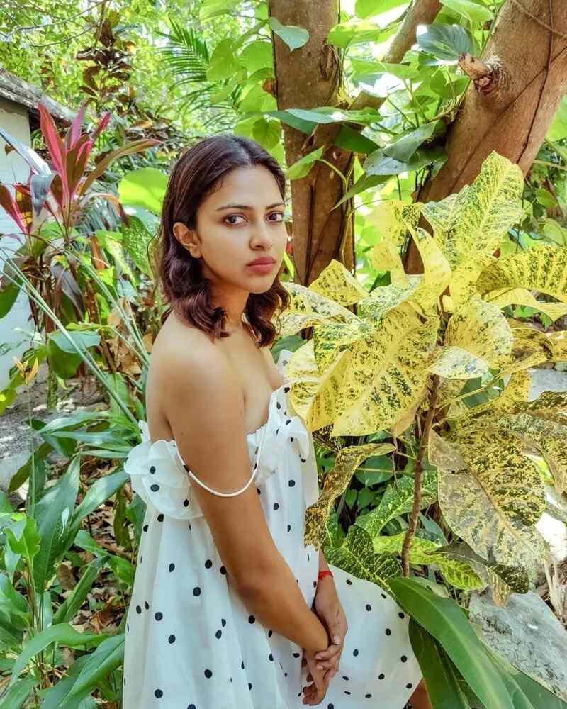 Amala paul new clicks viral