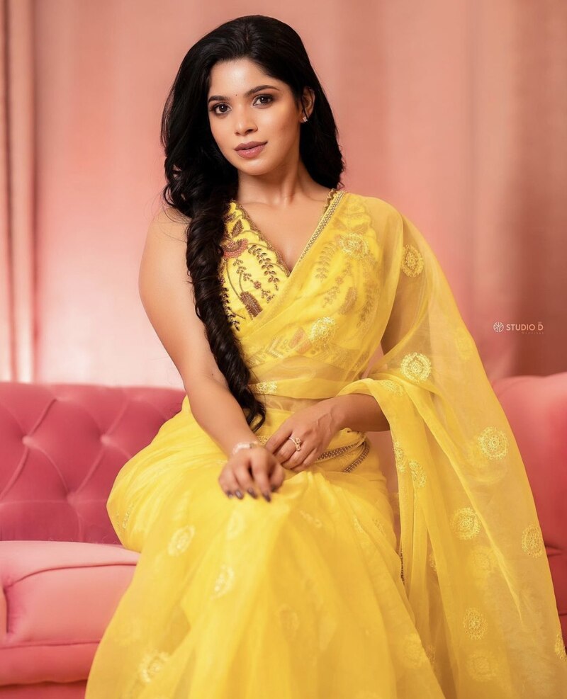 Divya bharathi latest clicks