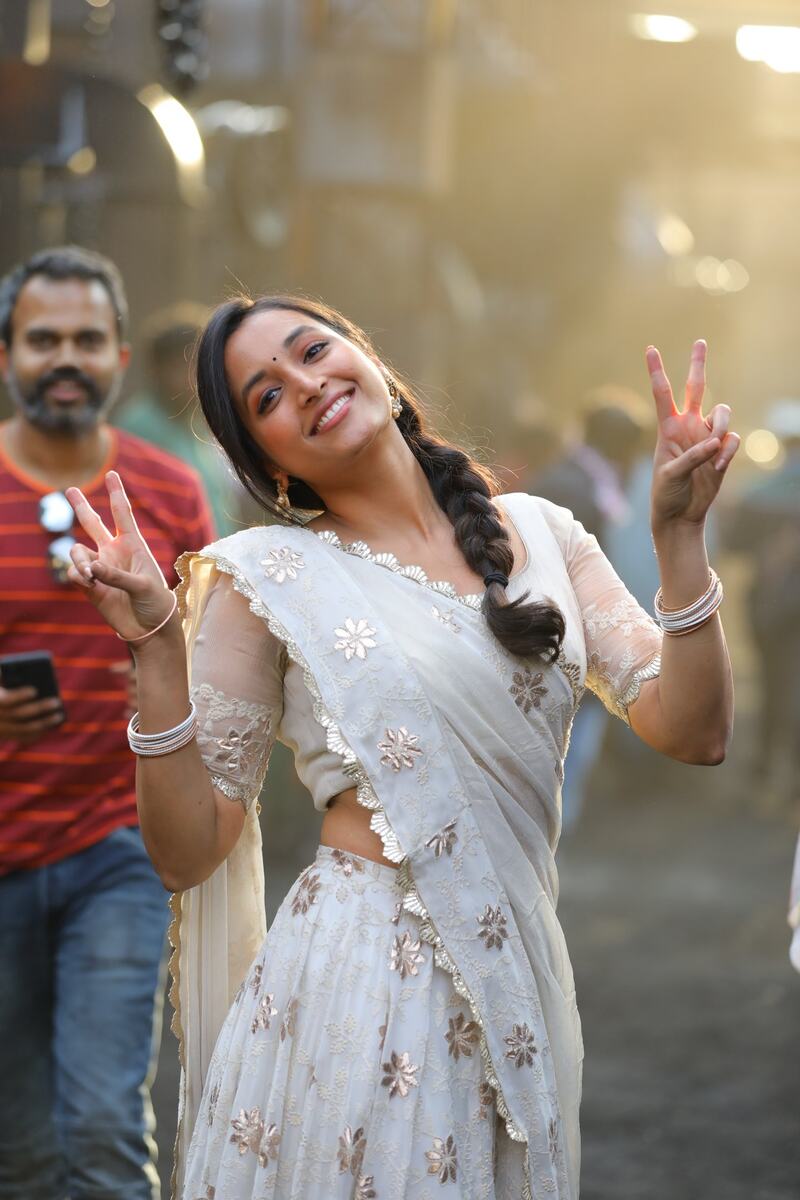 Srinidhi shetty latest photos