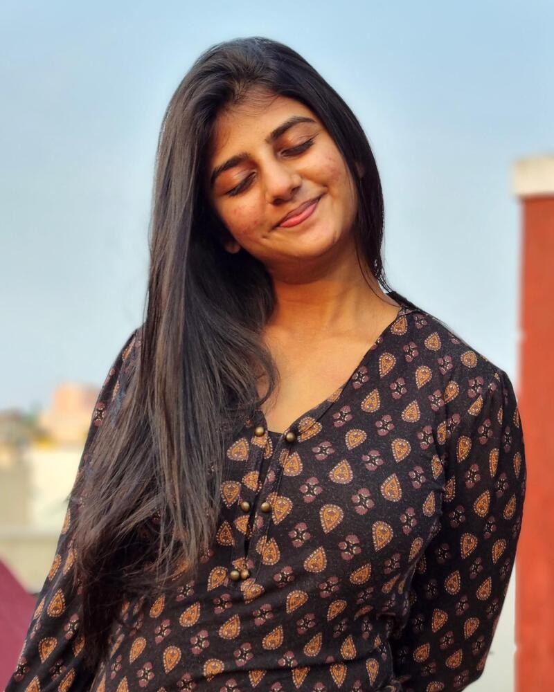 Gabriella charlton new make up clicks viral