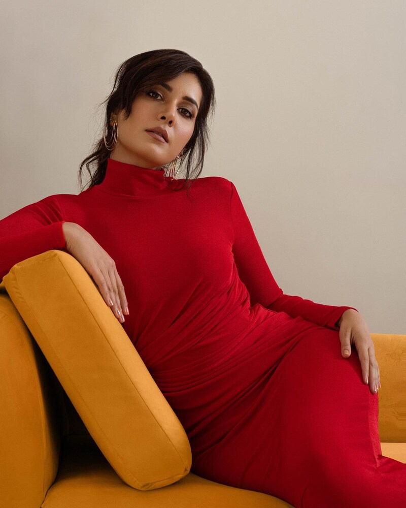 Raashi khanna latest photos