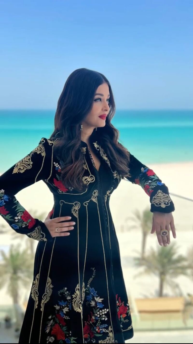 Aishwarya rai latest photos trending