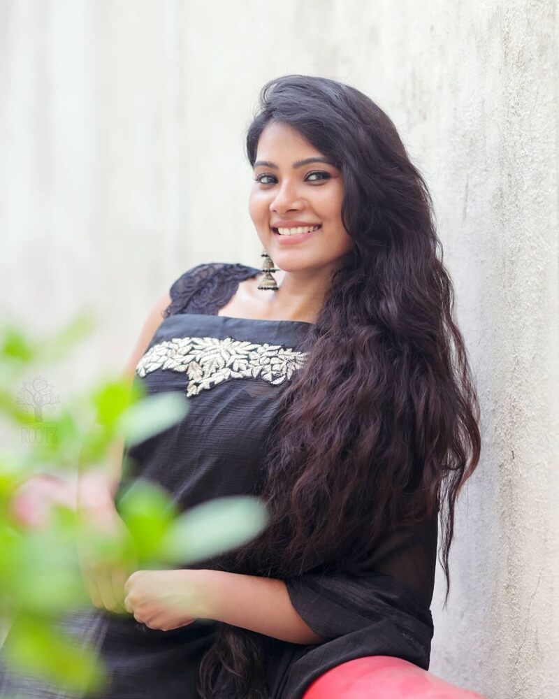Dhivya duraisamy new clicks