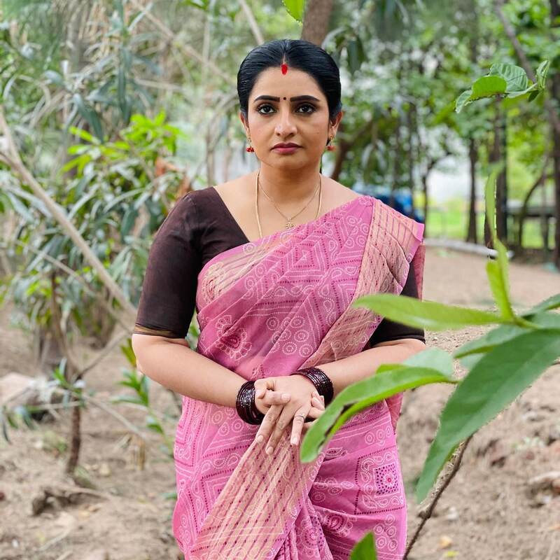 Sujatha dance new pandian stores serial