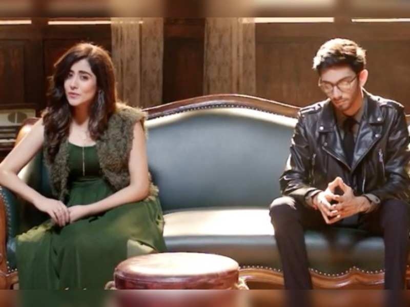 Anirudh jonita gandhi relationship