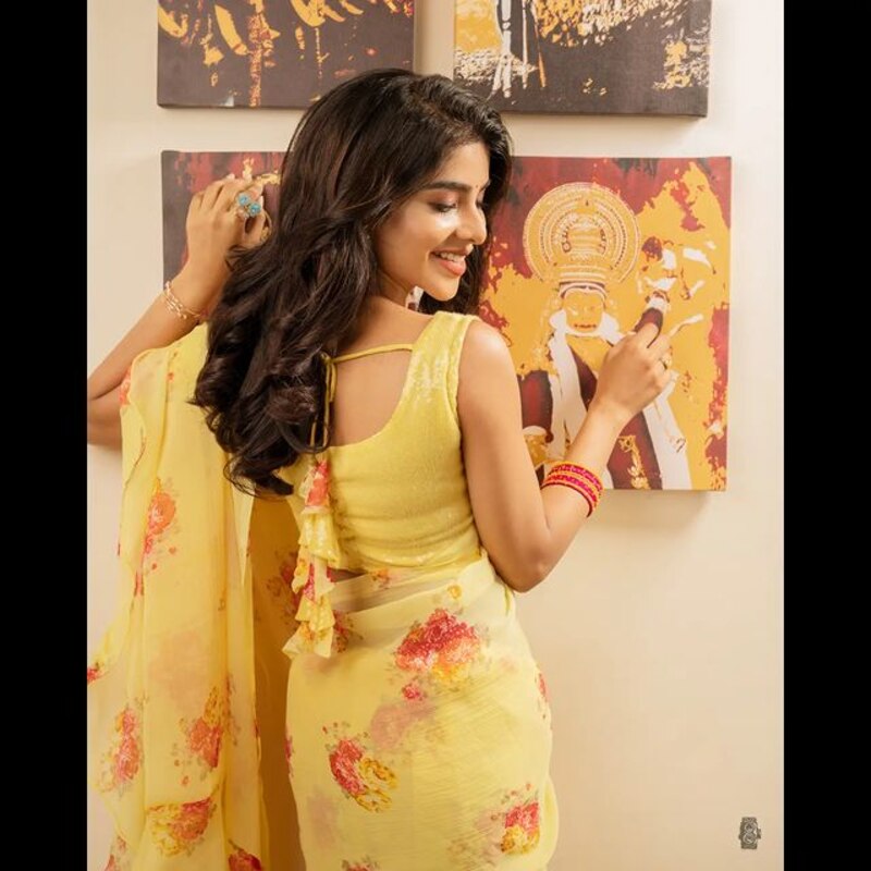 Pavithara cook new clicks