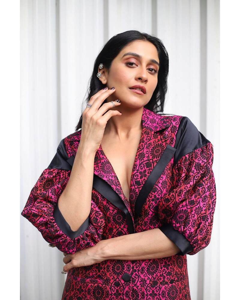 Regina cassandra latest photos