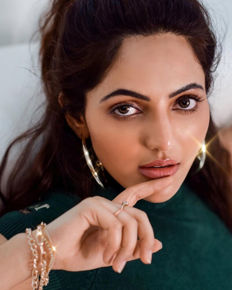 Athulyaa ravi new work out video