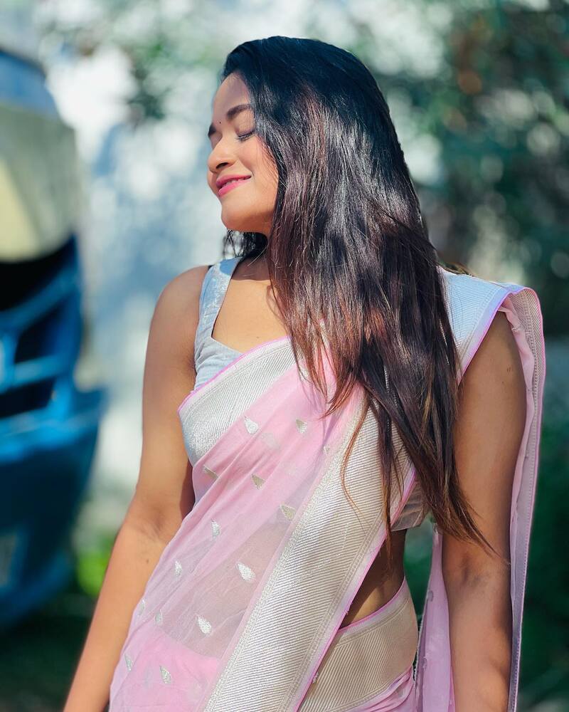 Pandiyan store new mullai clicks kavya