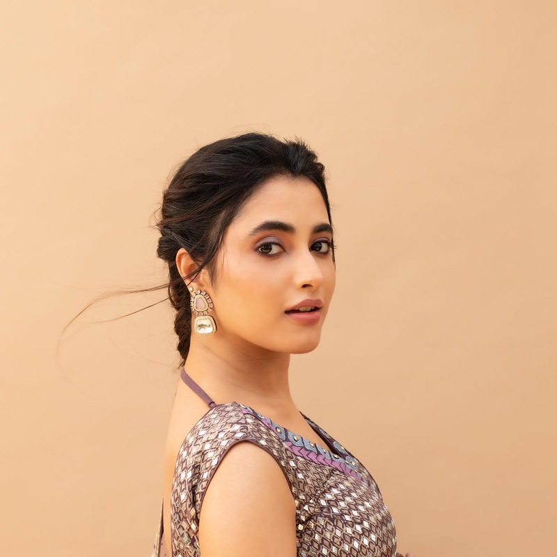 Priyankaa mohan new clicks