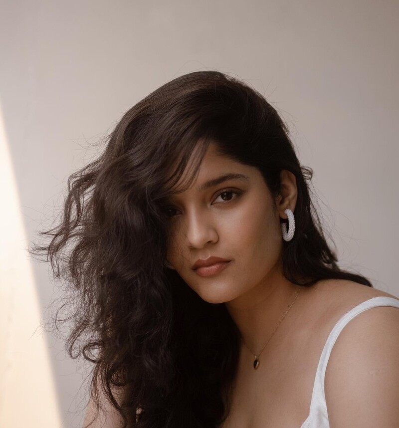Ritika singh latest clicks trending