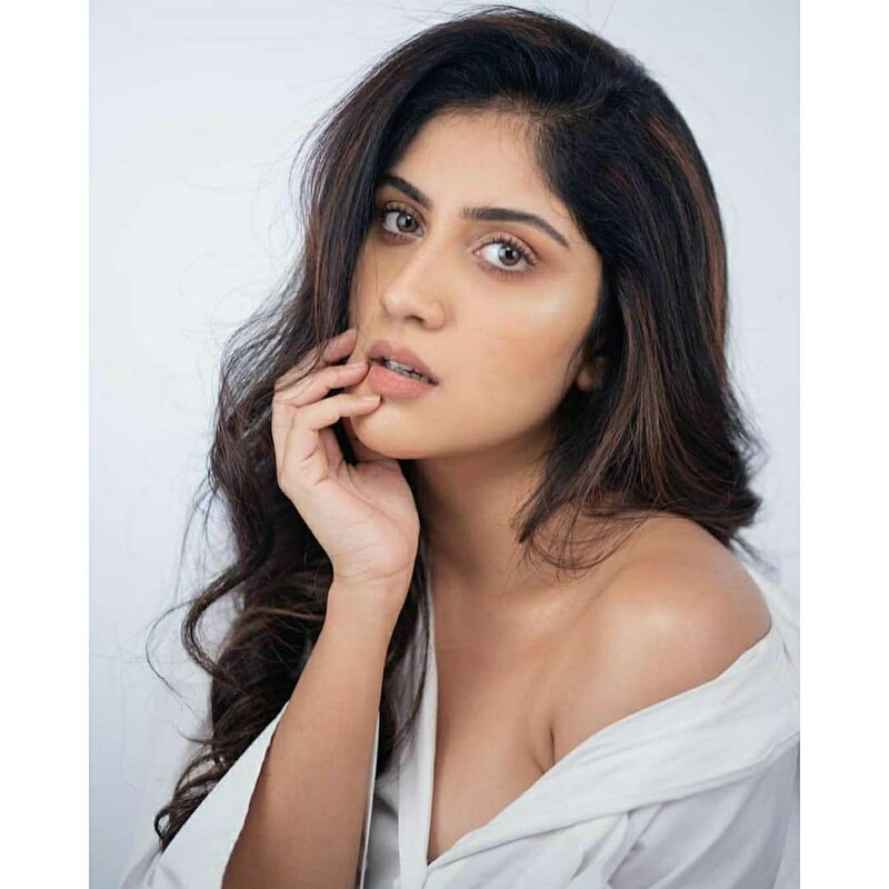 Dhanya balakrishna new clicks