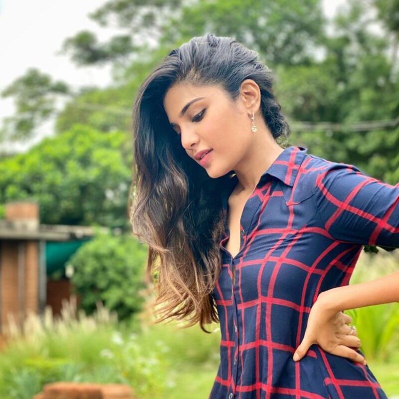 Aathmika cute new video