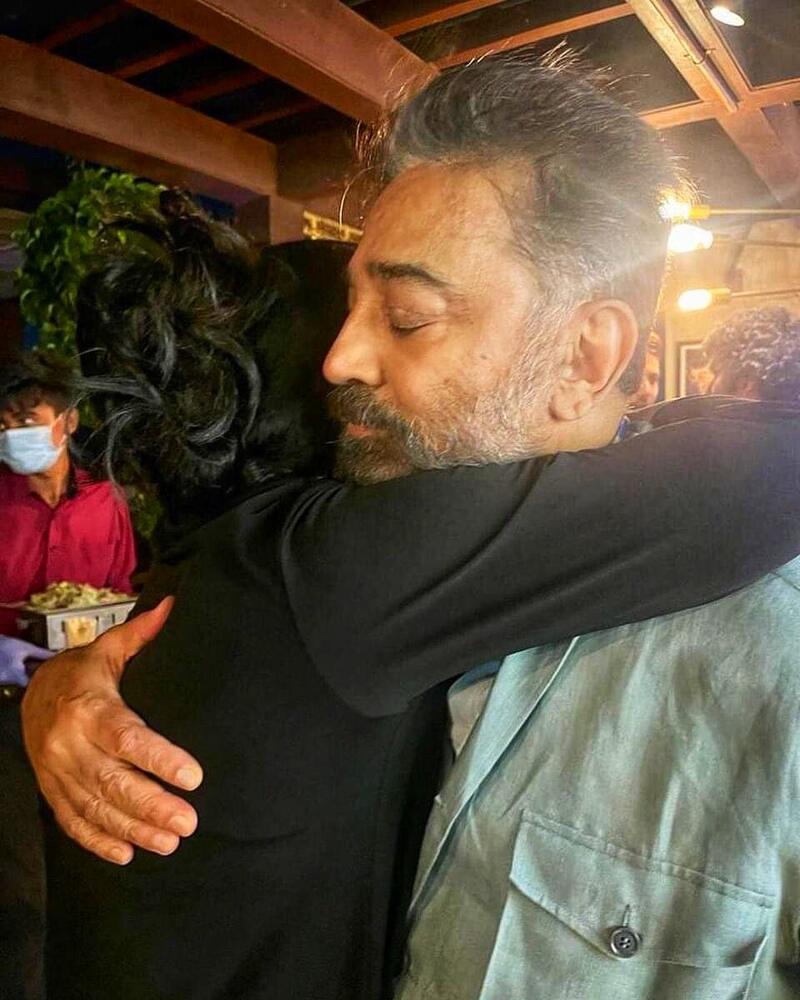 Kamal suhaasini photos viral