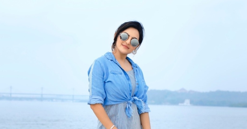 Athulyaa ravi latest clicks trending