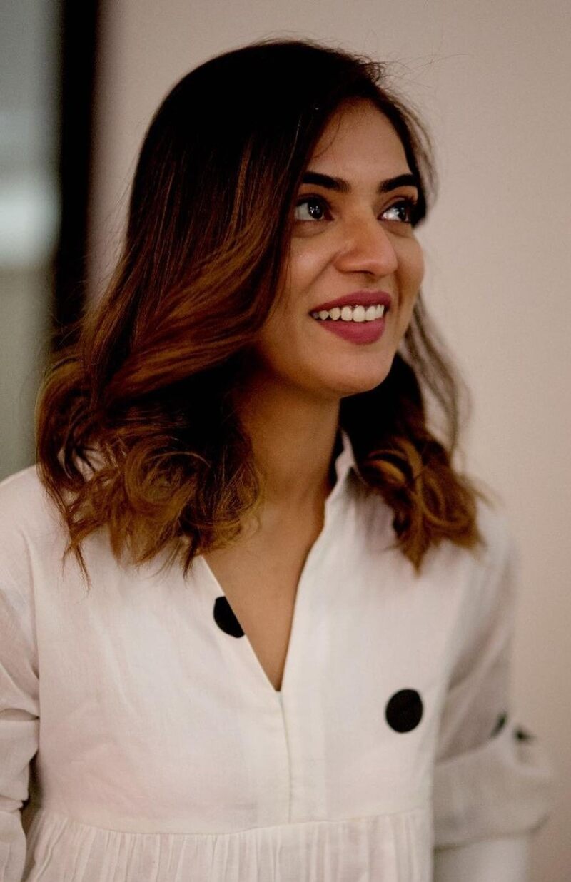 Nazriya adade suntharaa clicks