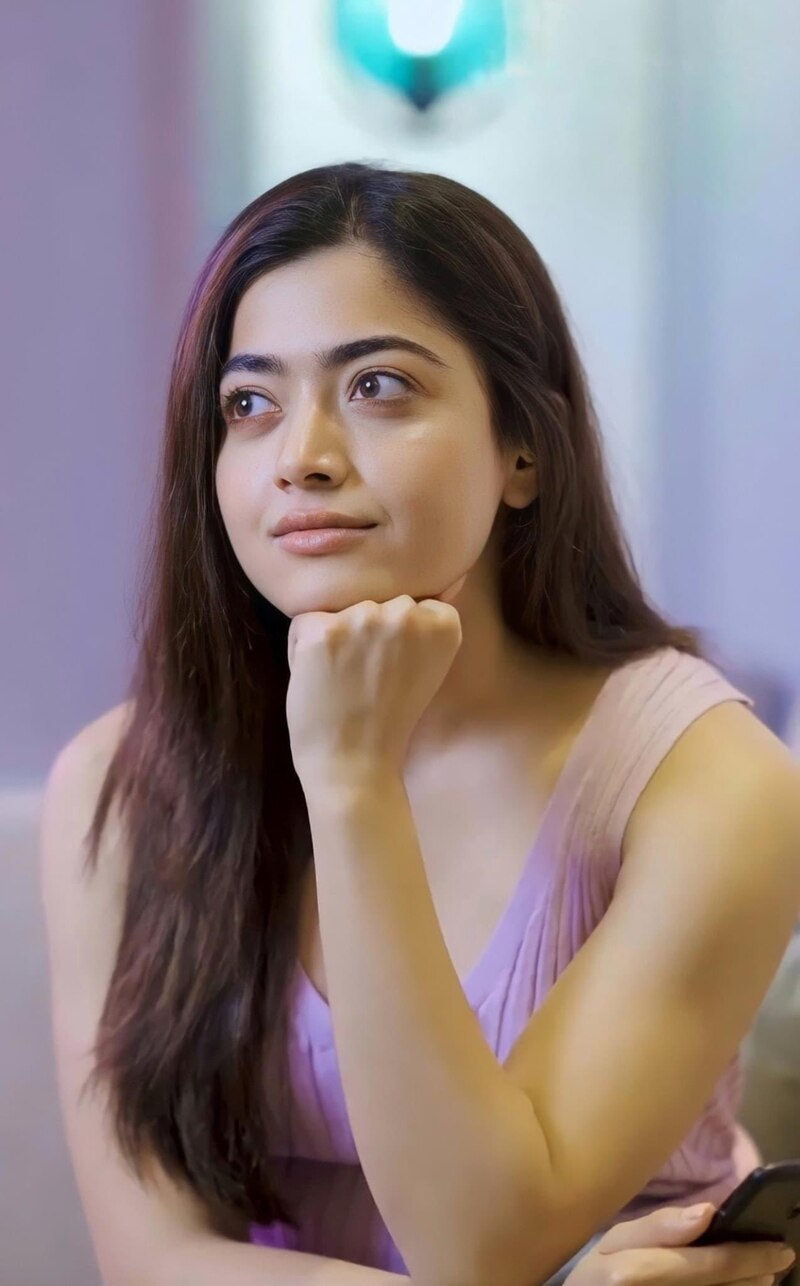 Rashmika mandanna latest clicks trending