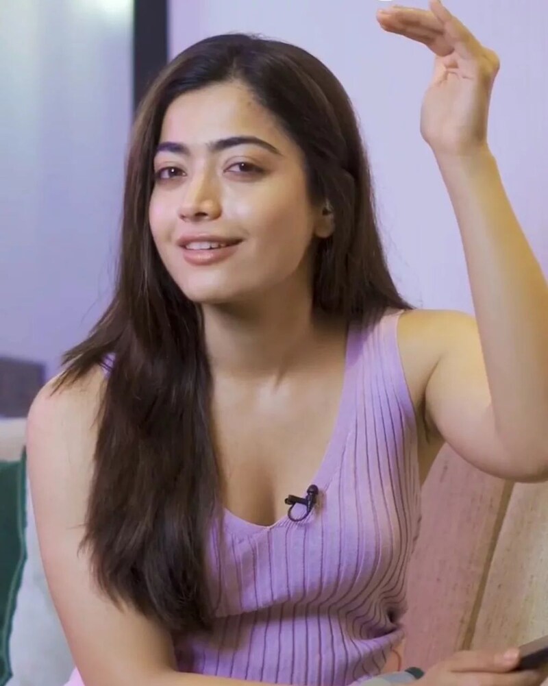 Rashmika mandanna latest clicks trending