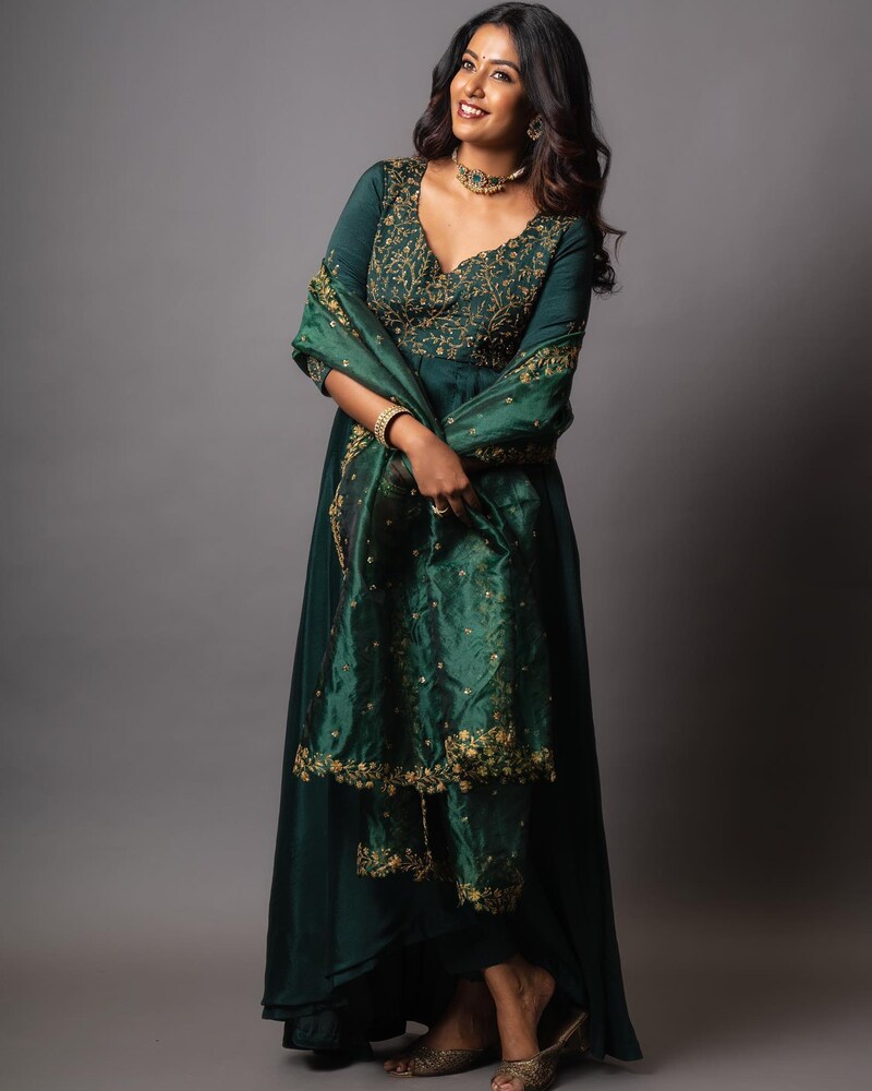 Roshni hari priyan new clicks cinema