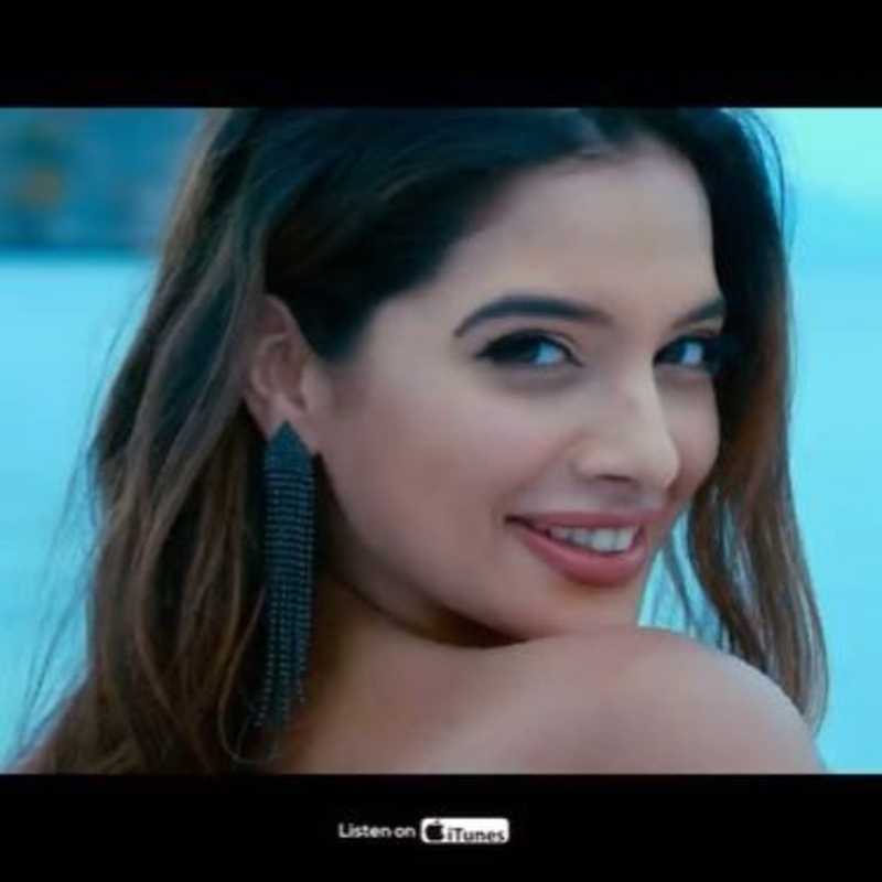 Tanya arun new thadam movei clicks