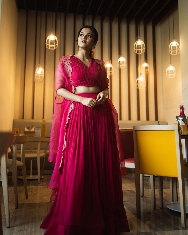 Aparna das malayalam movie promo