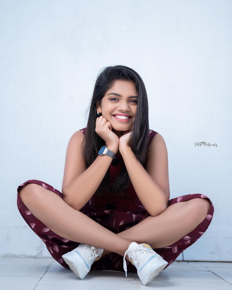 Pranika dhakshu new hot