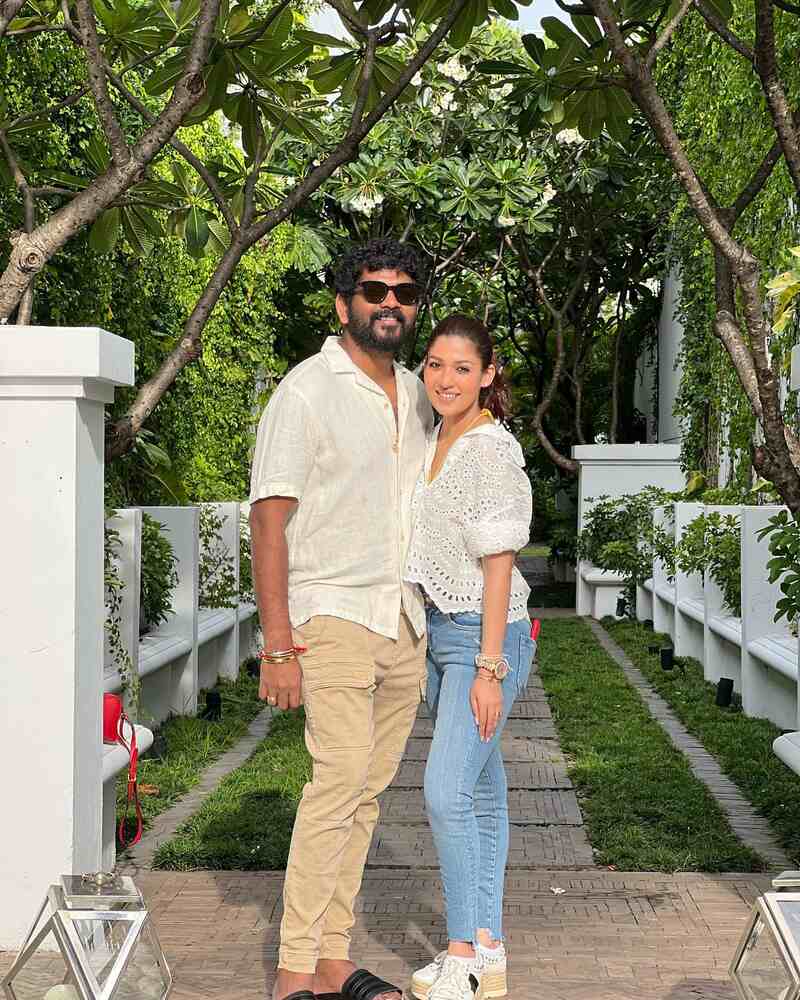 Nayanthara viky new clicks