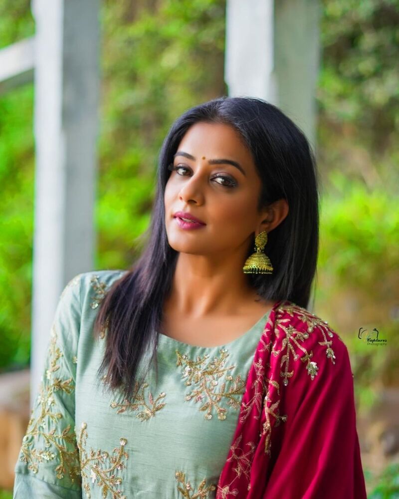Priyamani latest photos trending