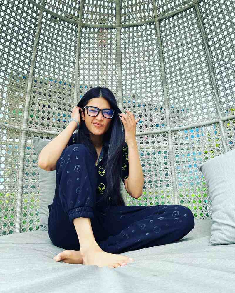 Shruti haasan latest photos