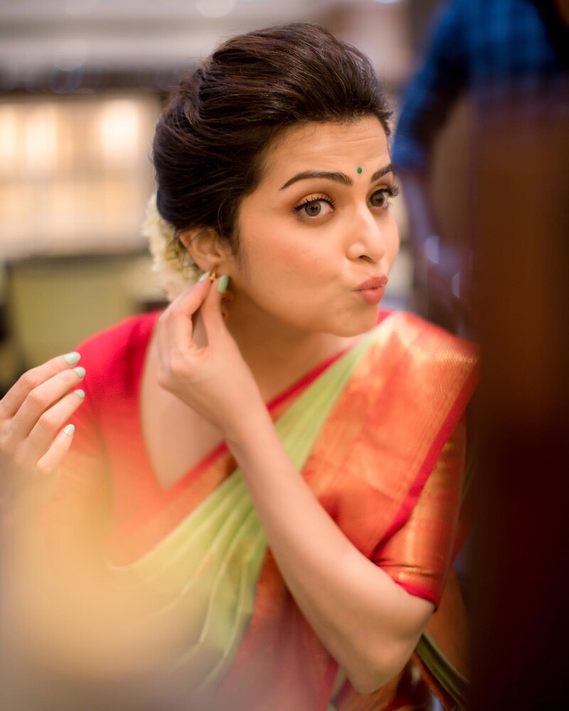 Sharuk khan new dd clicks viral