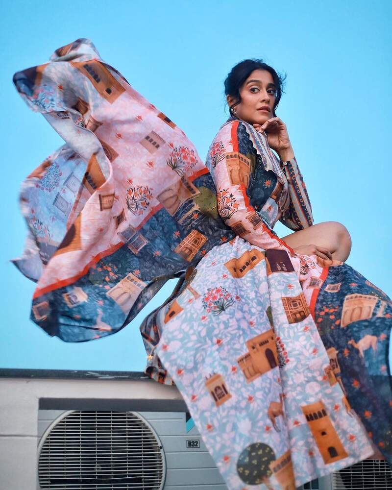 Regina promotion hot clicks viral