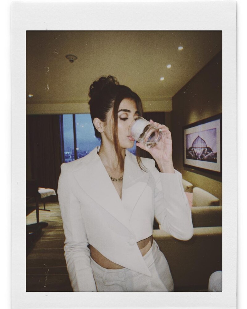 Pooja hegde in white latest photos