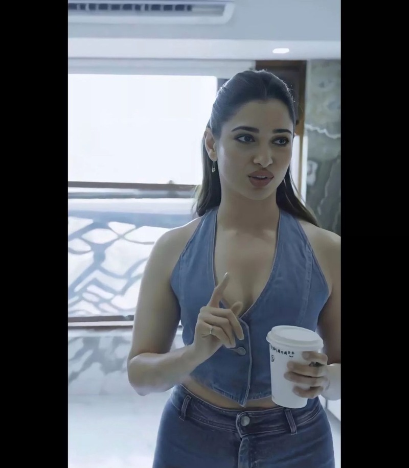 Tamanaah latest clicks viral