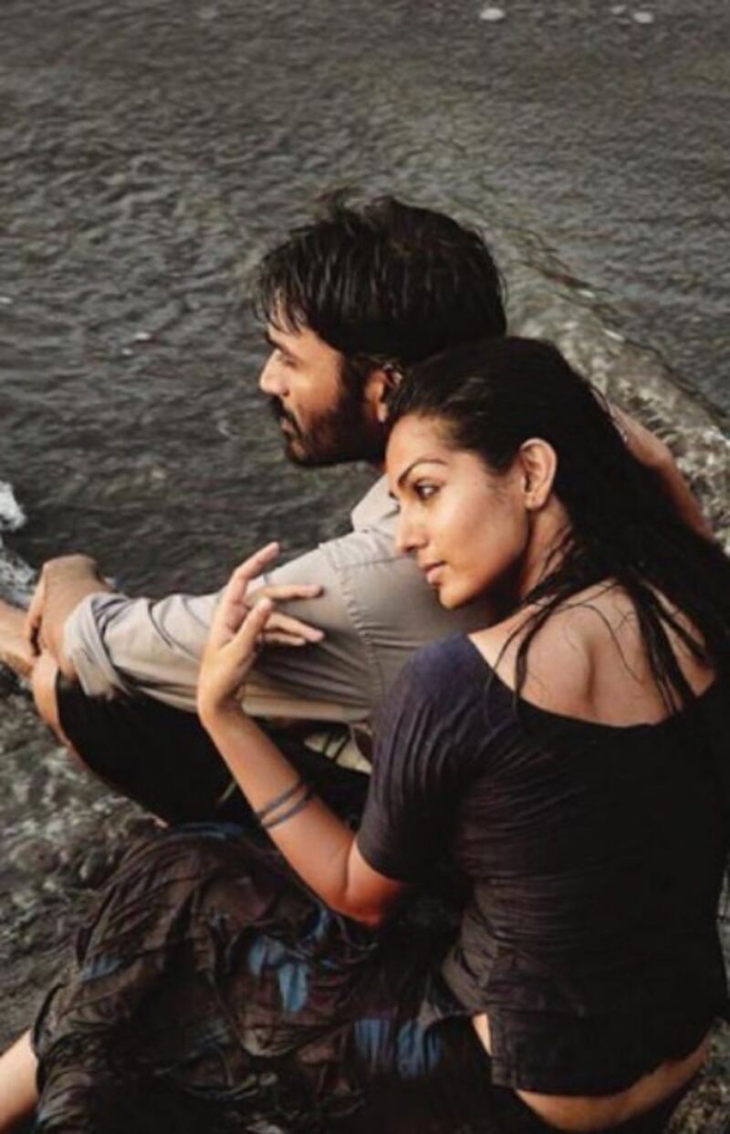 Parvathy thiruvothu new clicks