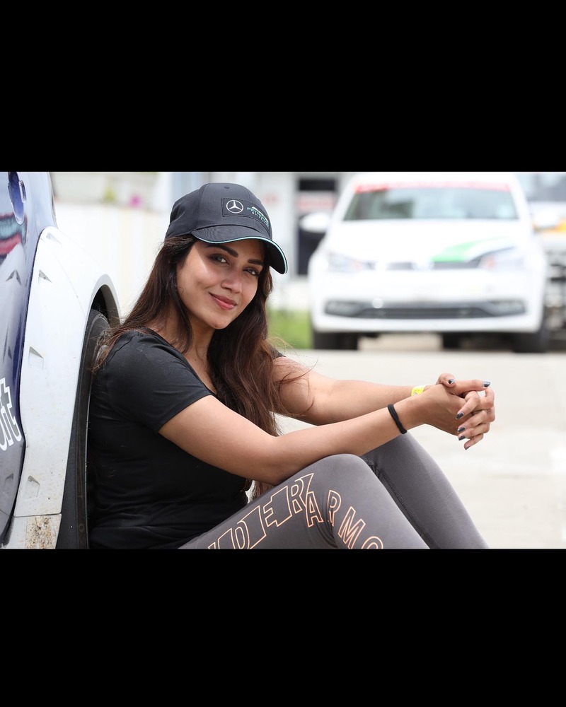 Nivetha pethuraj new video