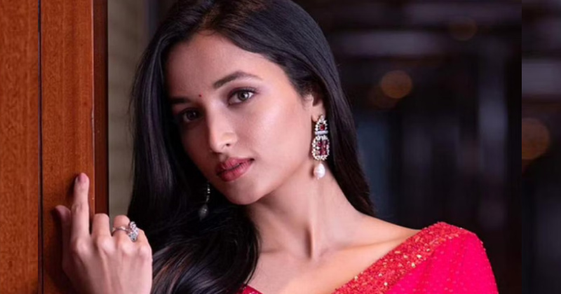 Srinithi shetty new kgf clicks sleep