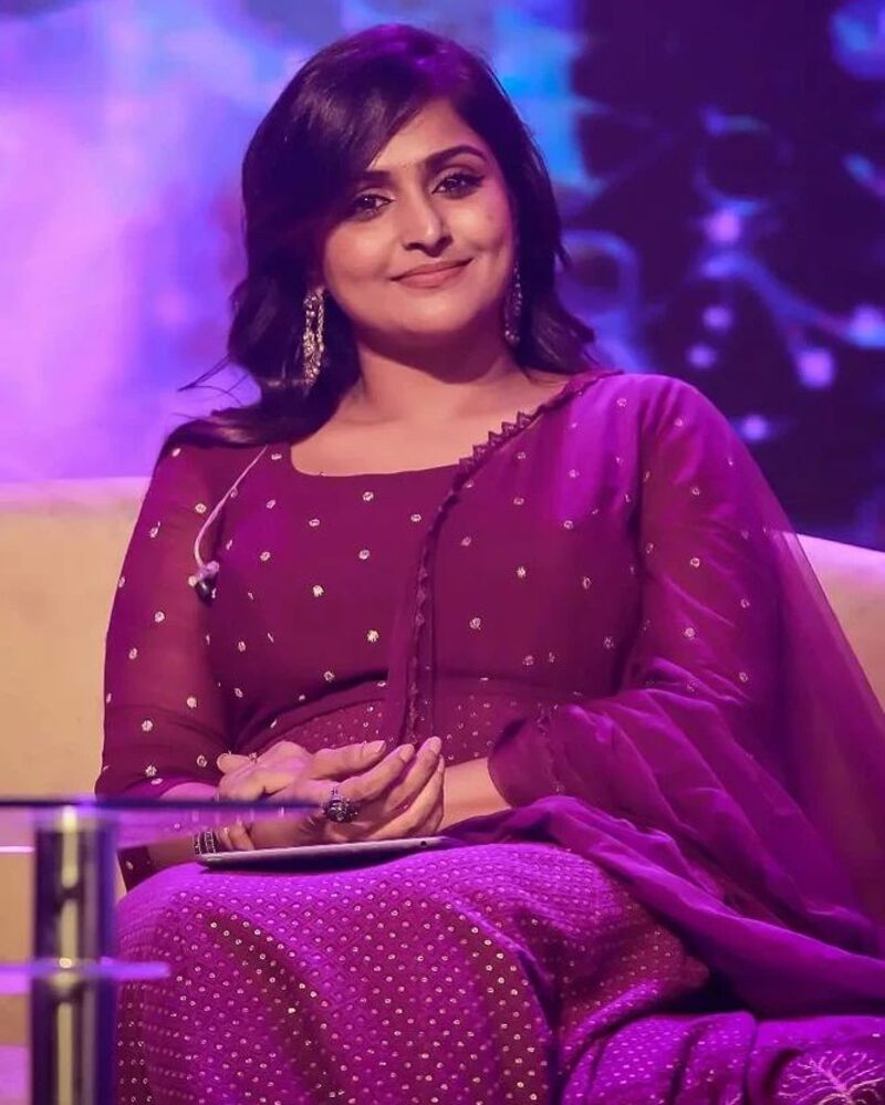 Ramya nambessan new clicks