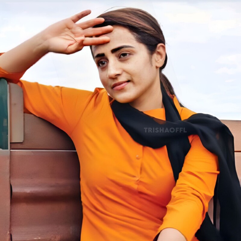 Trisha latest working stills viral