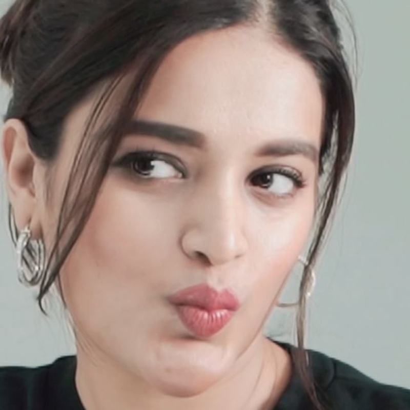 Nidhhi agerwal new hot