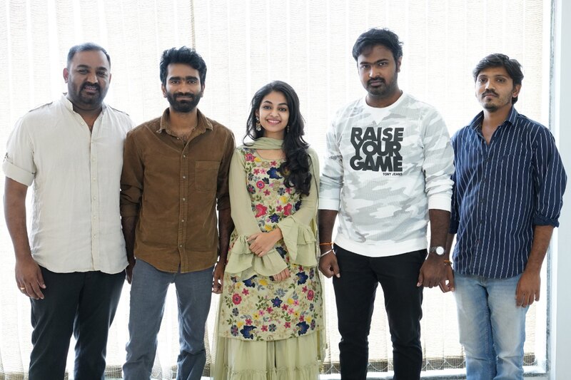 Love today movie pooja stills