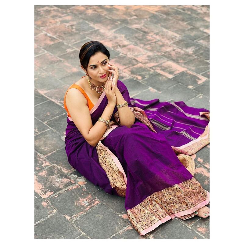 Janani asok new clicks