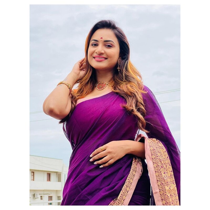 Janani asok new clicks