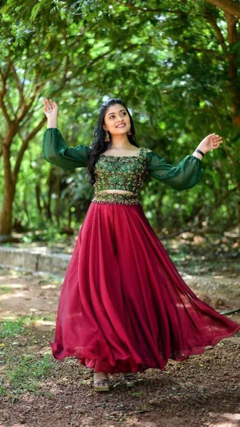 Ammu abirami ne clicks