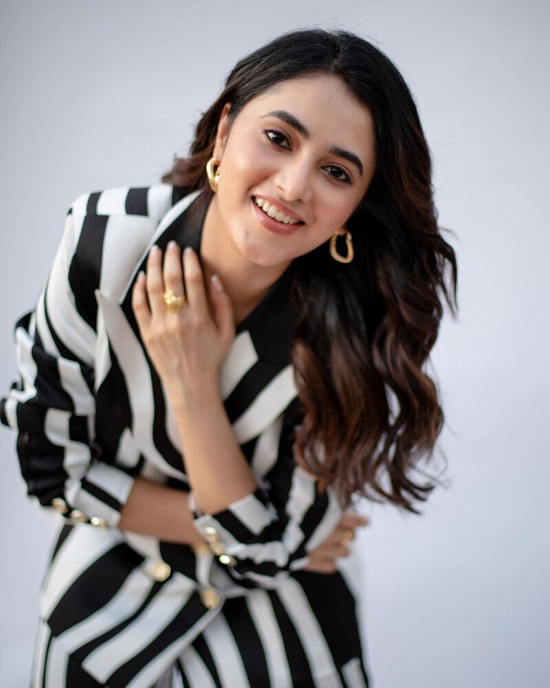 Priyanka mohan new clicks