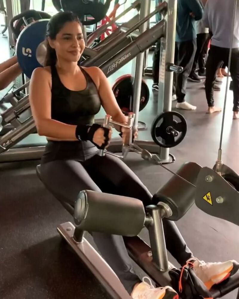 Aishwarya lekshmi new hot