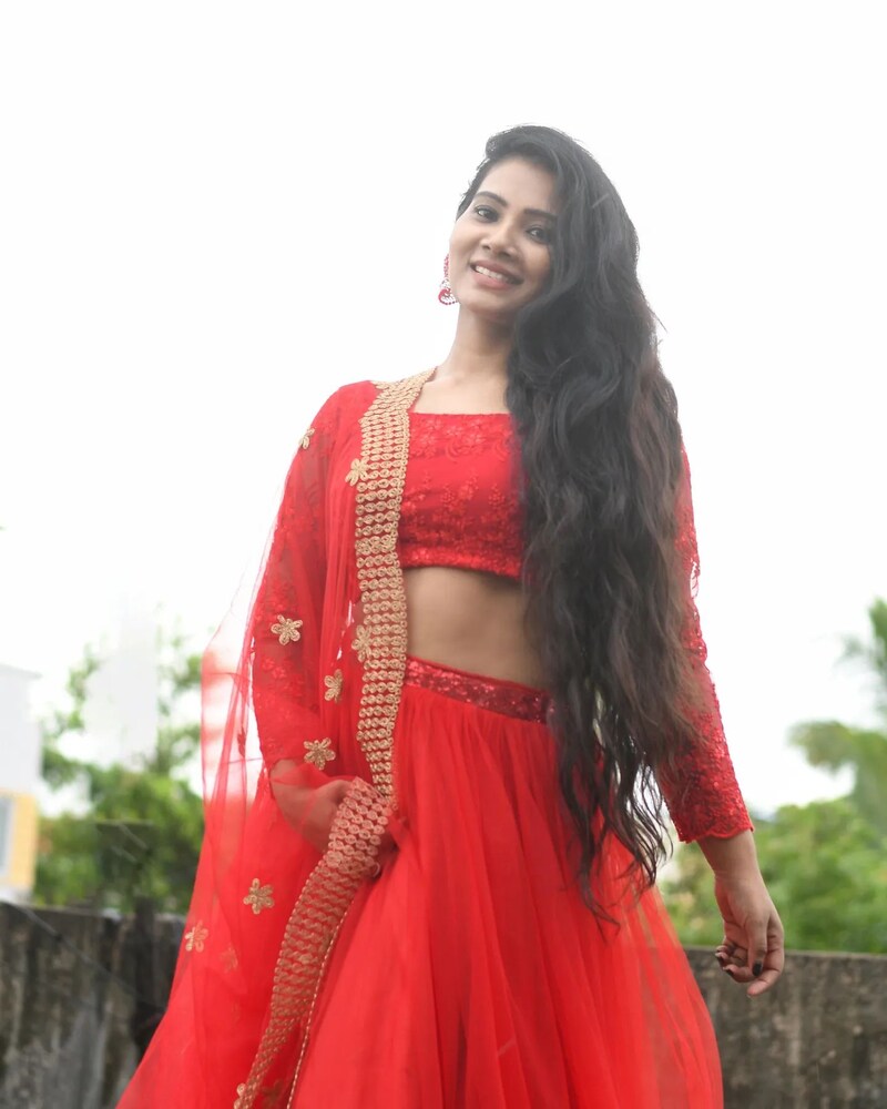 Dhivya duraisamy new clicks