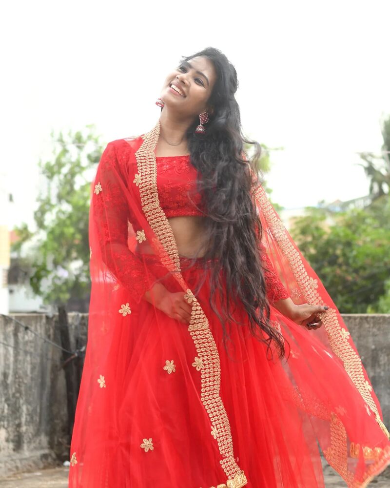 Dhivya duraisamy new clicks