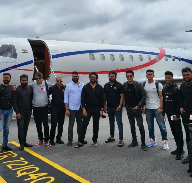 Allu arjun latest with family photos